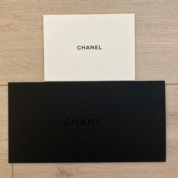 Chanel Holiday Gift Set - Picture 6 of 6
